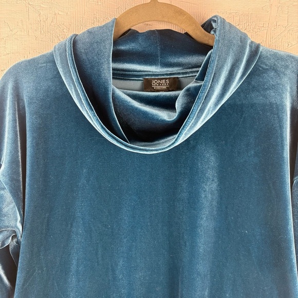 Jones New York Signature Cowl Neck Velvet Long Sleeve Top in Blue Small - Picture 4 of 9